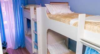 Гостиница Зеленая лампа Владивосток Спальное место на двухъярусной кровати в общем номере для мужчин-2